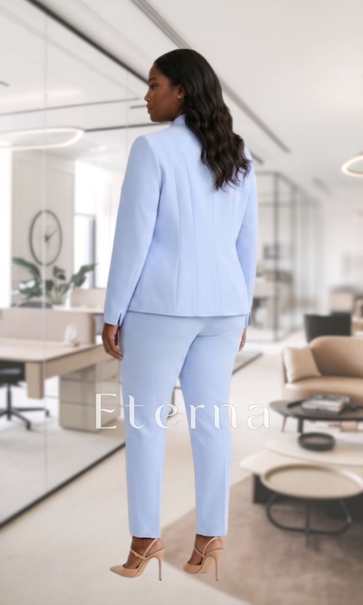 SUIT546